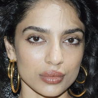 Sobhita Dhulipala Çıplak
