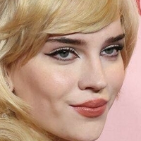 Sophia Thatcher Çıplak