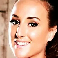 Sophie Poole Çıplak