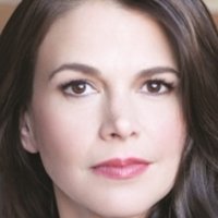 Sutton Foster Çıplak
