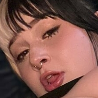 TheCherryBxmb Çıplak