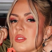 Thekla Kaischauri Çıplak