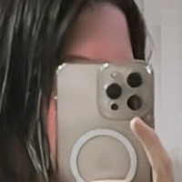 ThinkValerieggval Çıplak