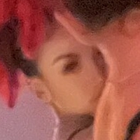 Tiffserr Çıplak
