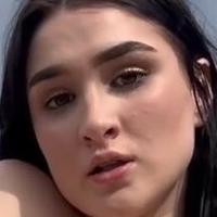Tits Mcgee Çıplak