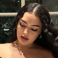 Tyla urgirltylaxx Çıplak