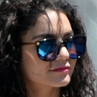 Vanessa Hudgens Sister Çıplak