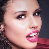 Vanessa Tavares Çıplak