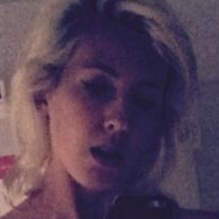 Veronica Maggio Çıplak