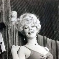 Virginia Wood Çıplak