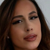 Vivien Hupczik Çıplak