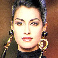 Yasmeen Ghauri Çıplak