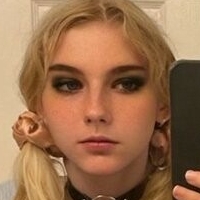 zoe Çıplak